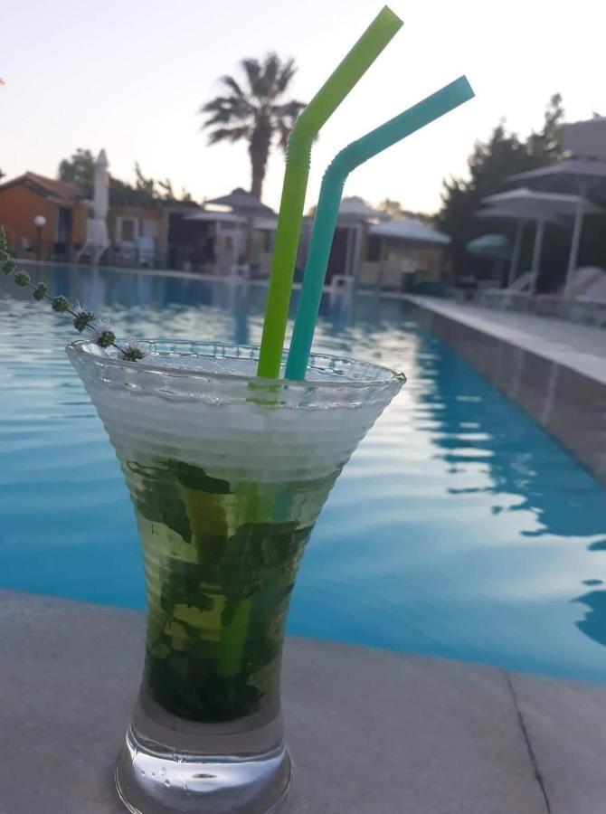 Hotel apartamentowy Sausan Sidari (Corfu)